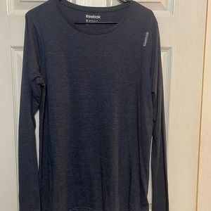 NWT Reebok long sleeve shirt. Navy Blue size XL